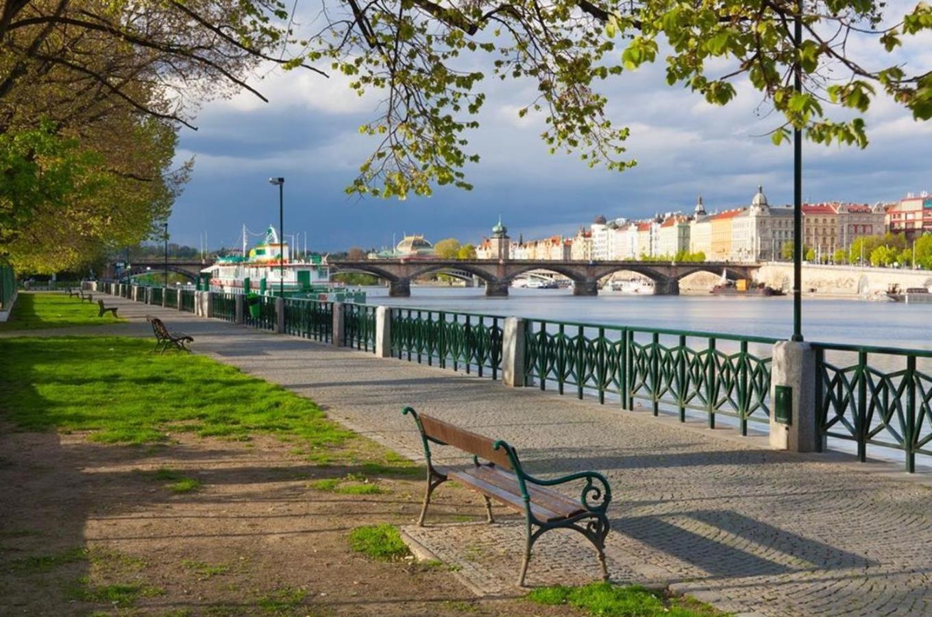 Mezonetovy Apartman V Centru Praha Exteriér fotografie