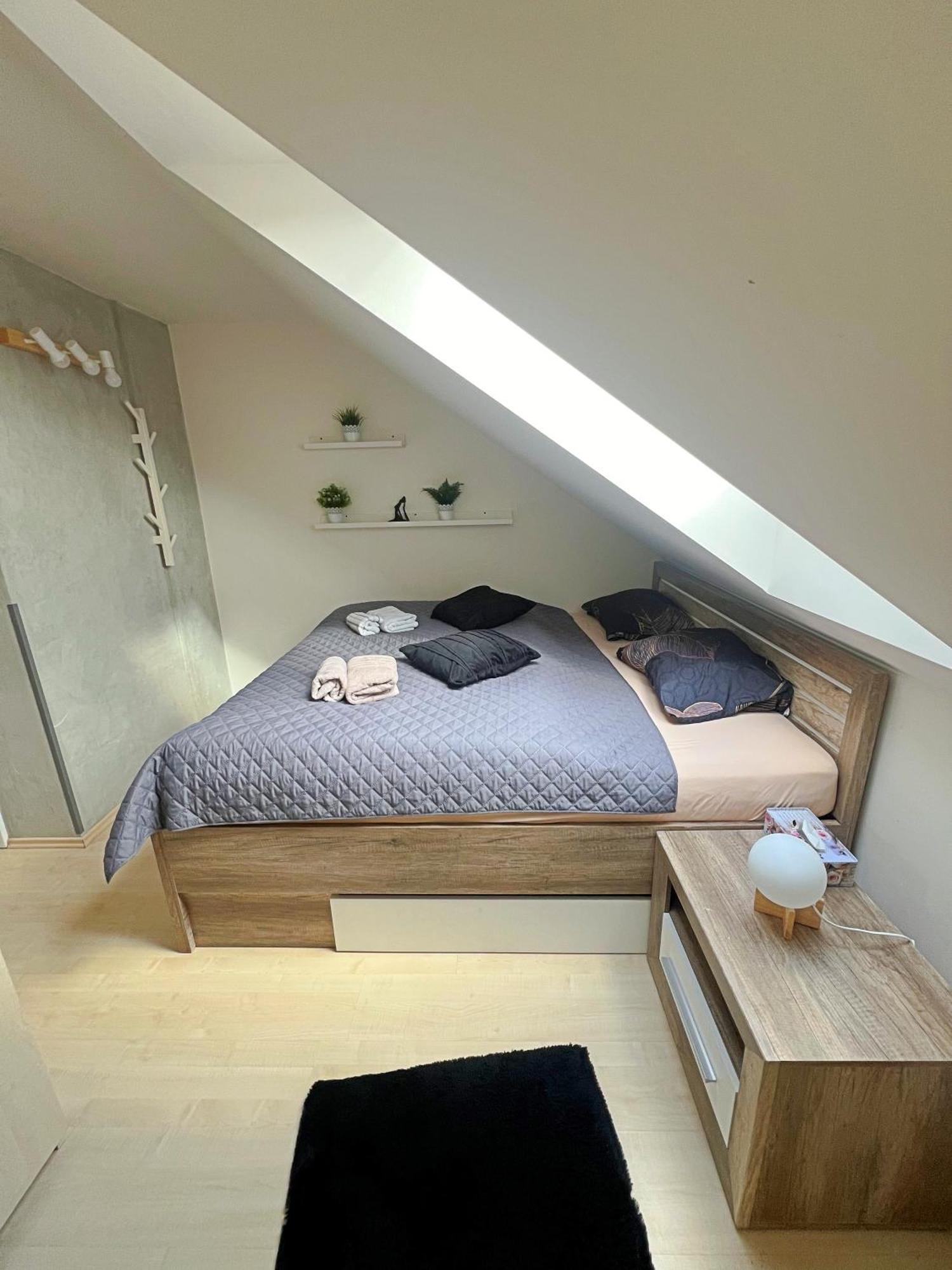 Mezonetovy Apartman V Centru Praha Exteriér fotografie